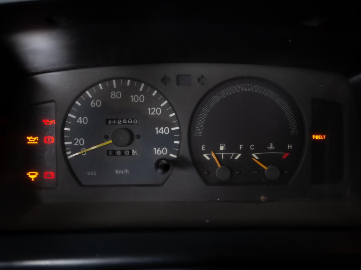 toyota-dyna-2001-diesel-2986cc
