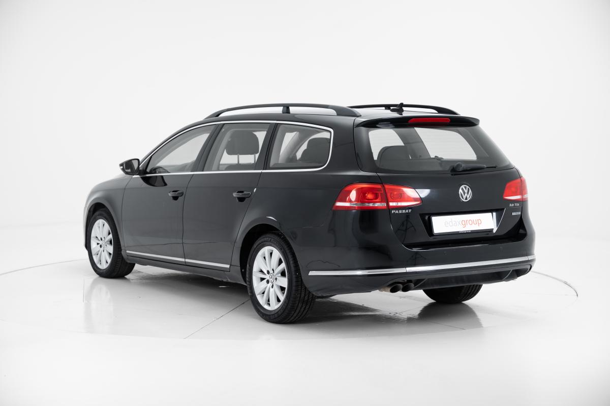 volkswagen-passat-variant-2012-diesel-1968cc