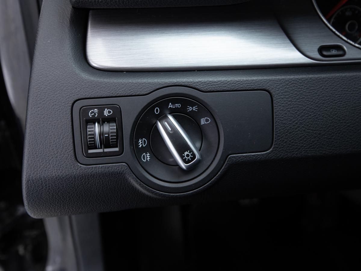 volkswagen-passat-variant-2012-diesel-1968cc