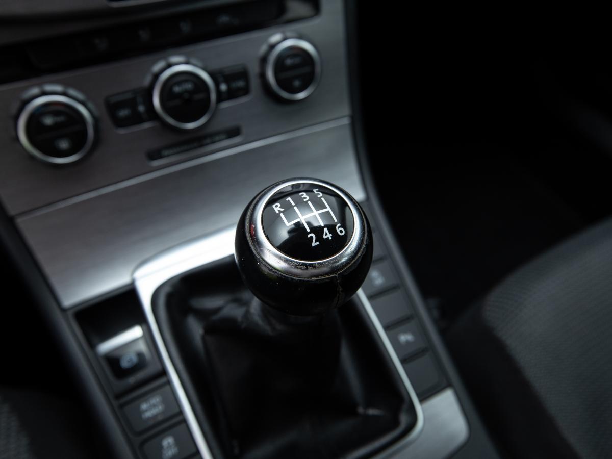 volkswagen-passat-variant-2012-diesel-1968cc