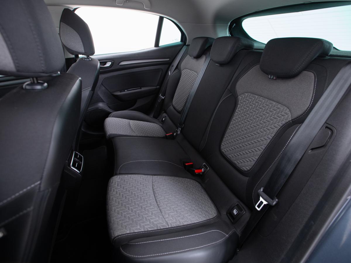 renault-megane-2022-diesel-1461cc