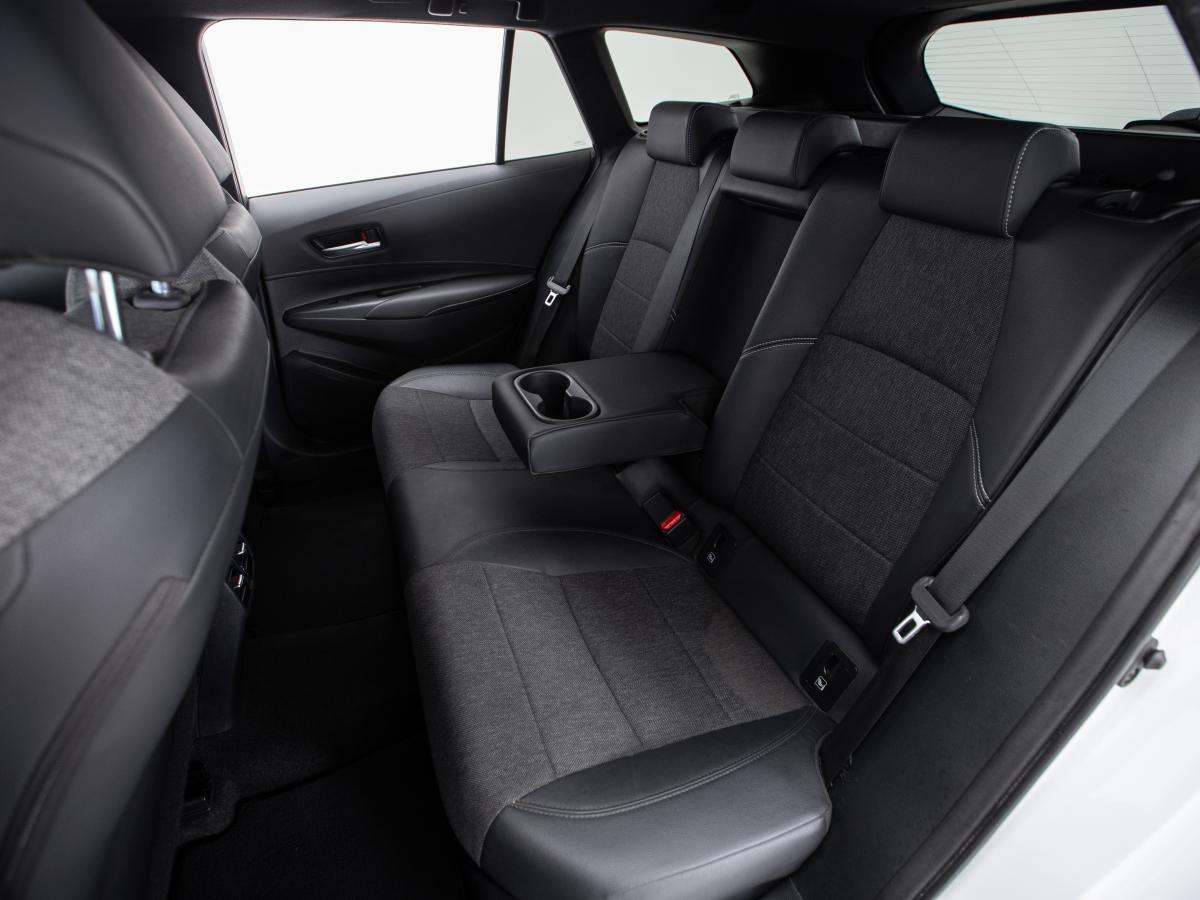 toyota-corolla-sw-2022-hibrido-a-gasolina-1798cc