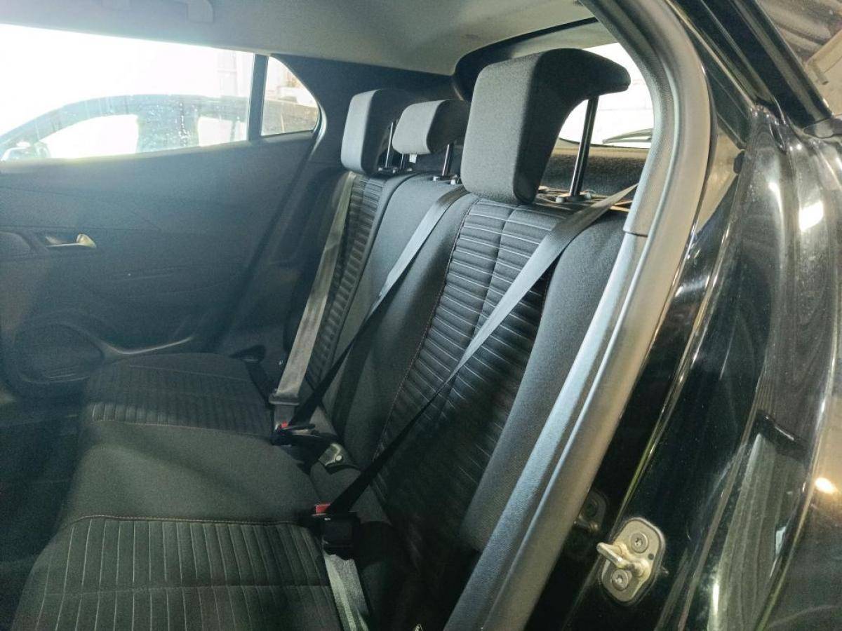 peugeot-2008-2021-diesel-1499cc