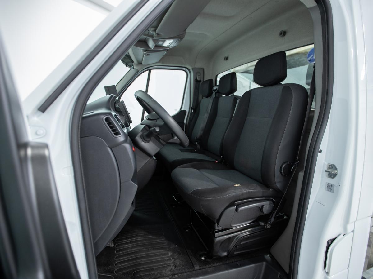 renault-master-2022-diesel-2300cc