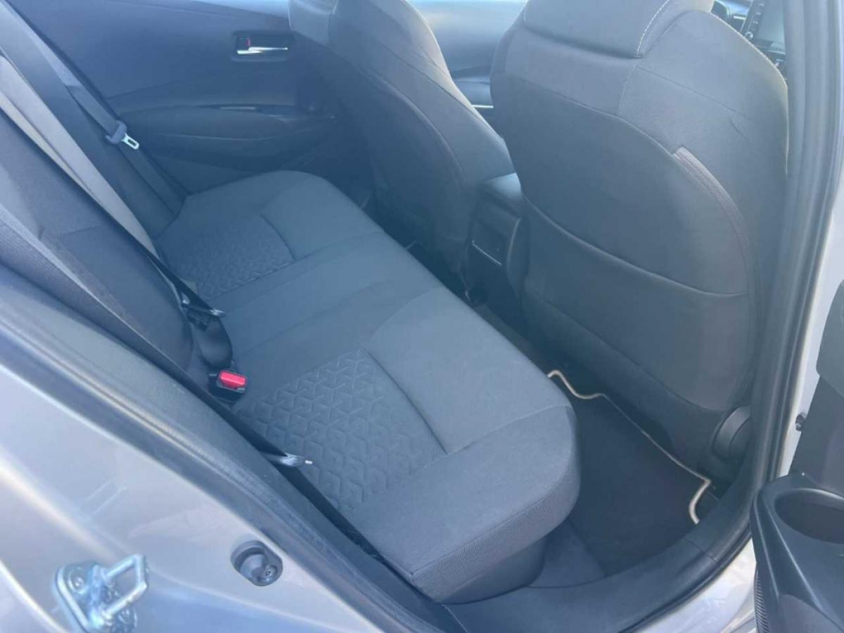 toyota-corolla-2022-hibrido-a-gasolina-1798cc