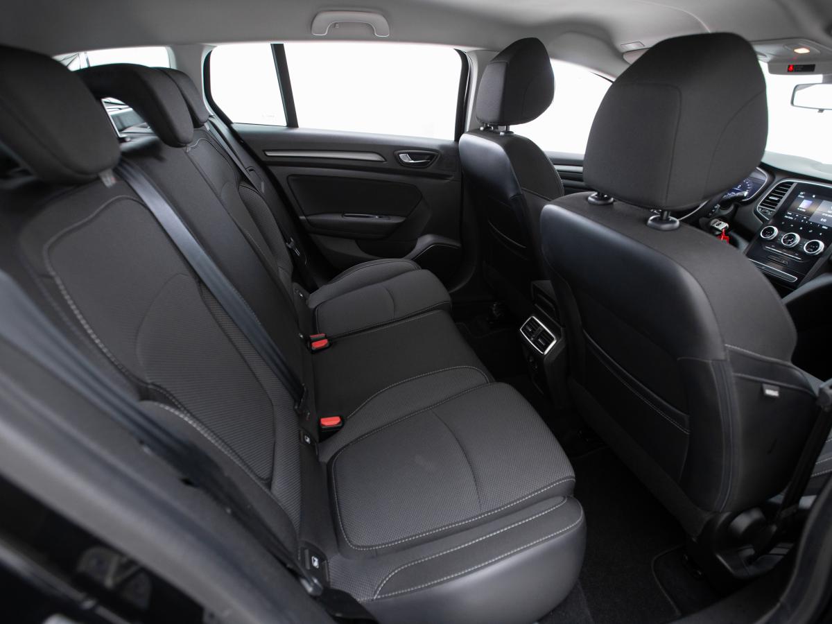 renault-megane-sport-tourer-2023-diesel-1461cc