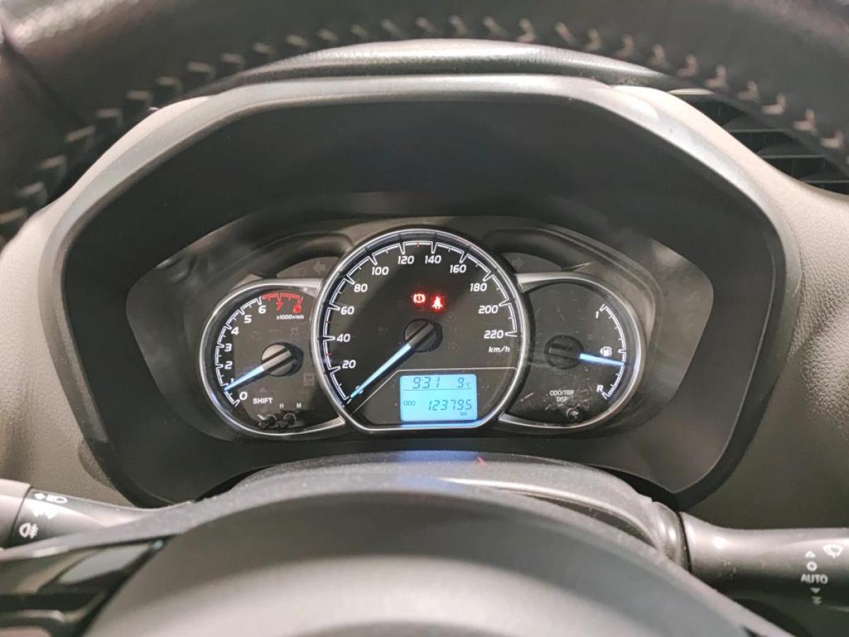 toyota-yaris-2020-gasolina-998cc