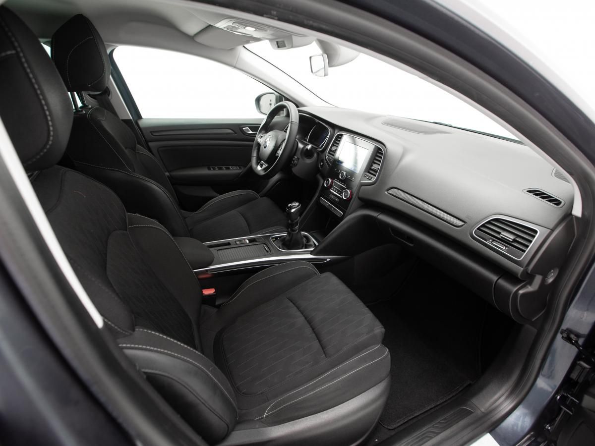 renault-megane-sport-tourer-2021-diesel-1461cc