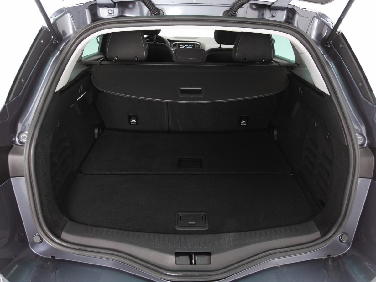 renault-megane-sport-tourer-2021-diesel-1461cc