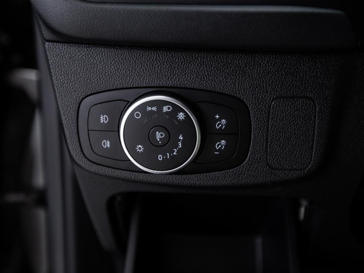 ford-focus-2020-diesel-1499cc