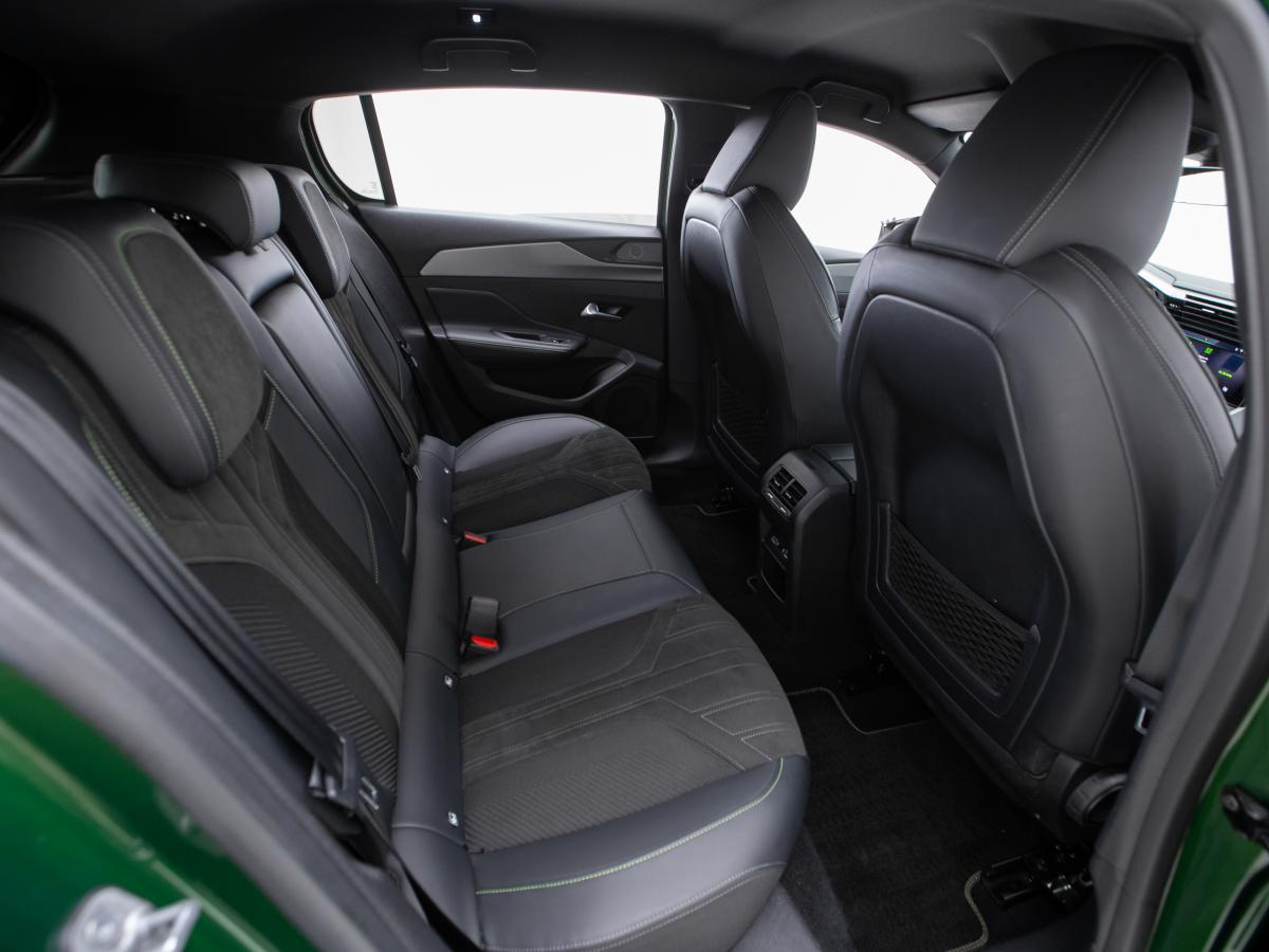 peugeot-308-2022-diesel-1499cc
