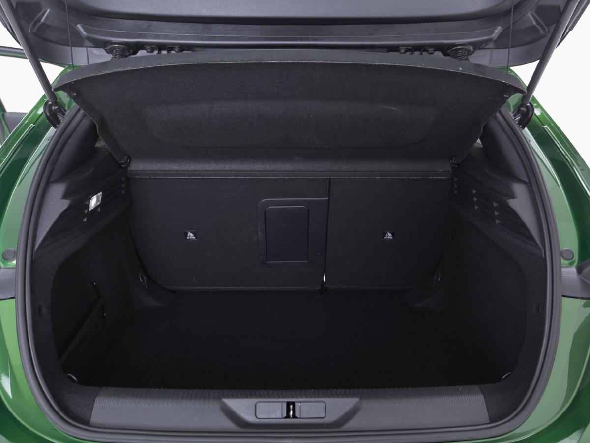 peugeot-308-2022-diesel-1499cc