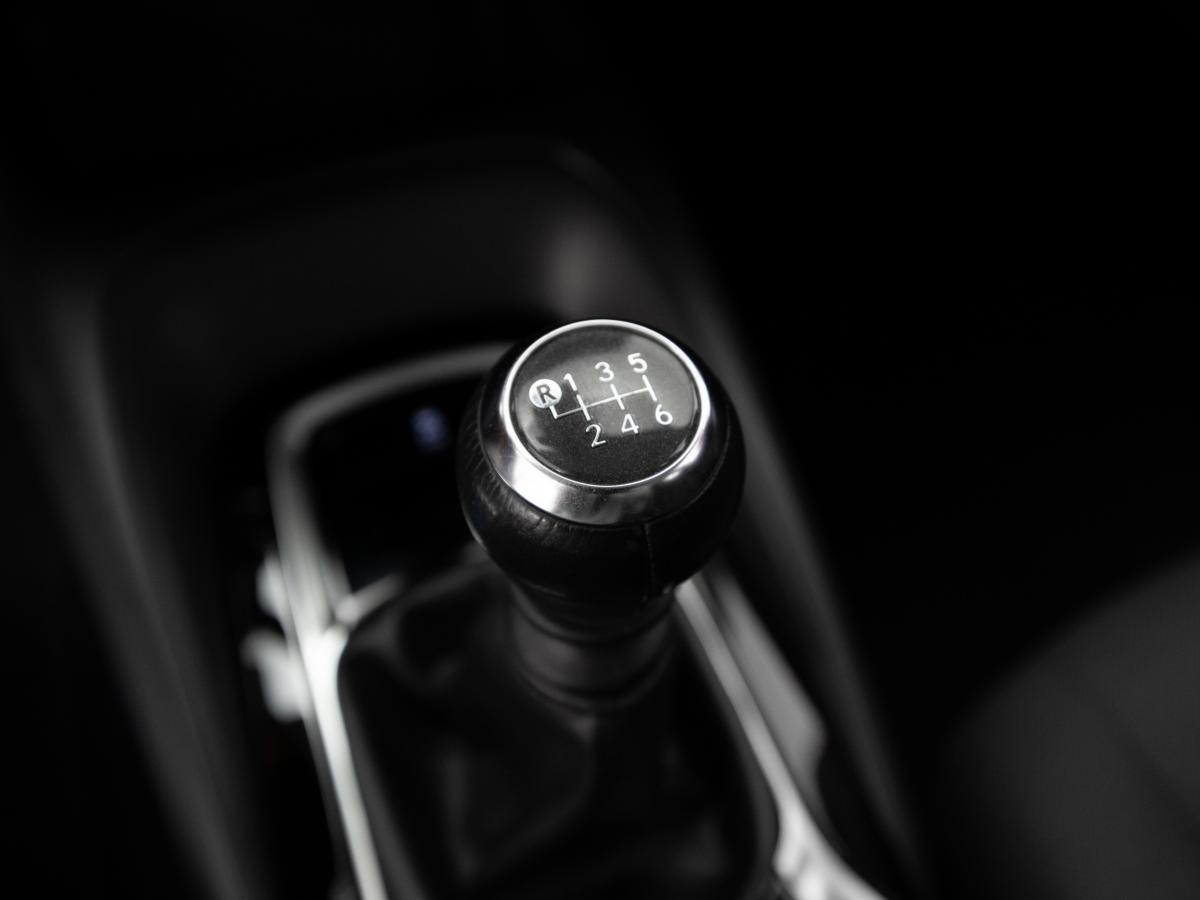 toyota-corolla-2022-gasolina-1490cc