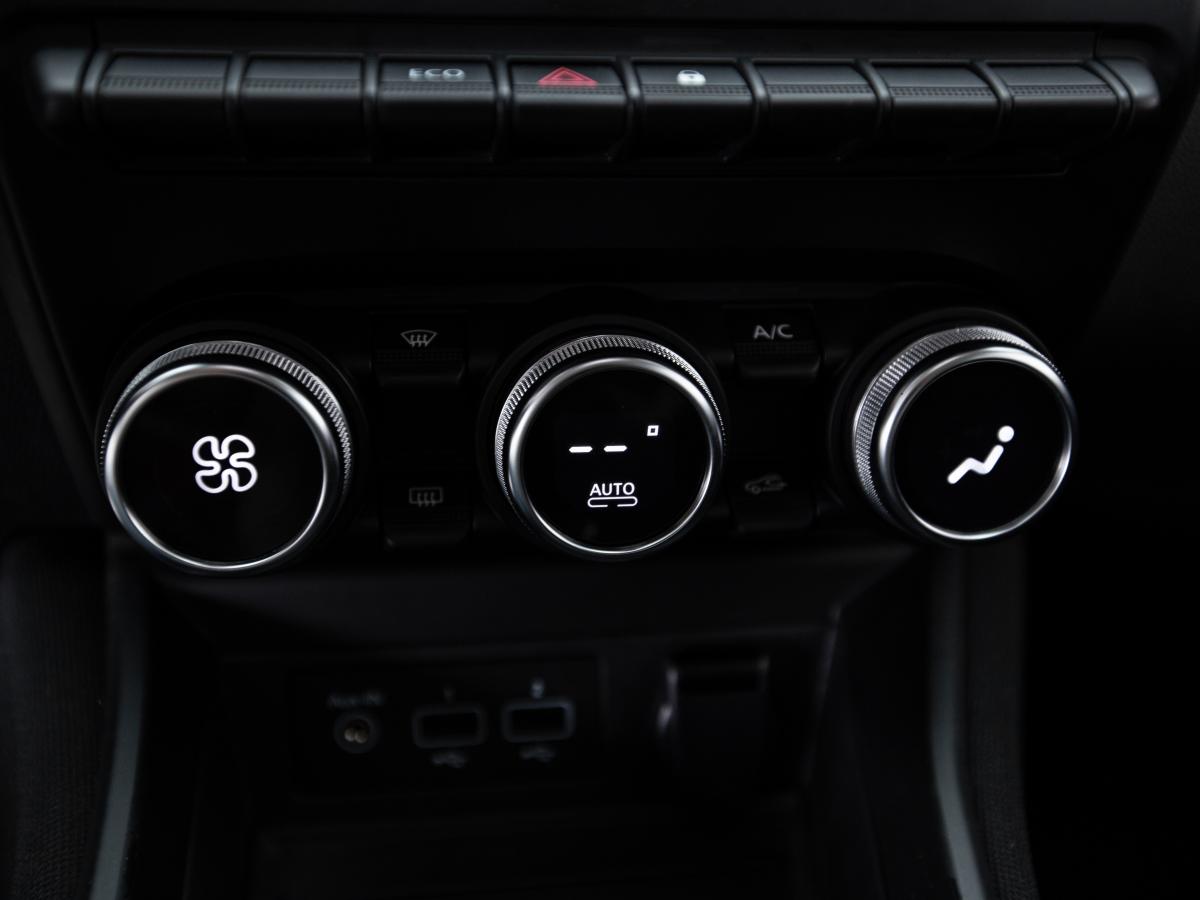 renault-zoe-2021-eletrico-0cc