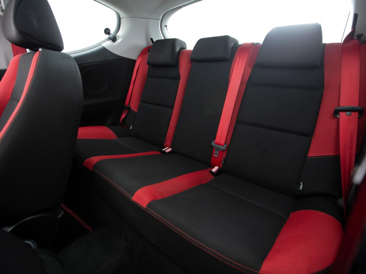peugeot-207-2009-diesel-1560cc