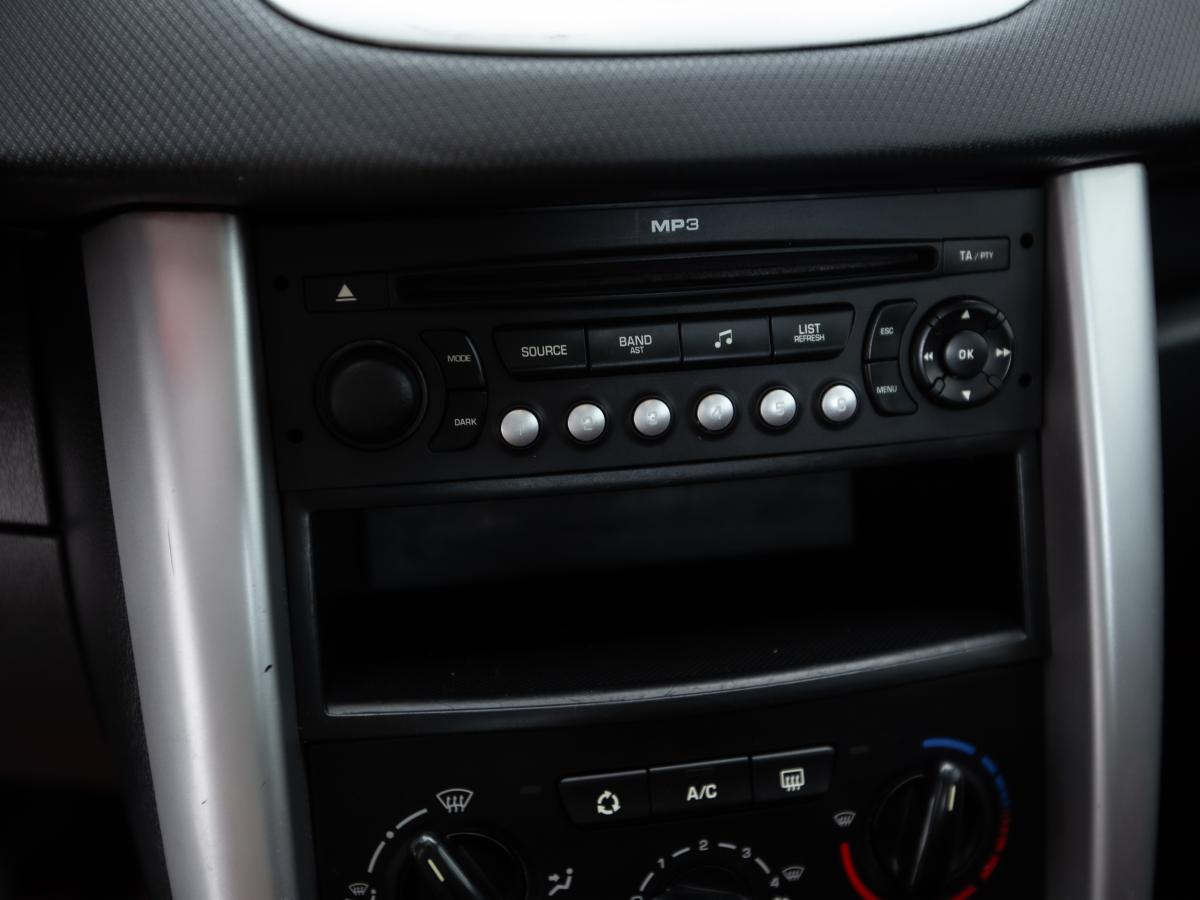 peugeot-207-2009-diesel-1560cc