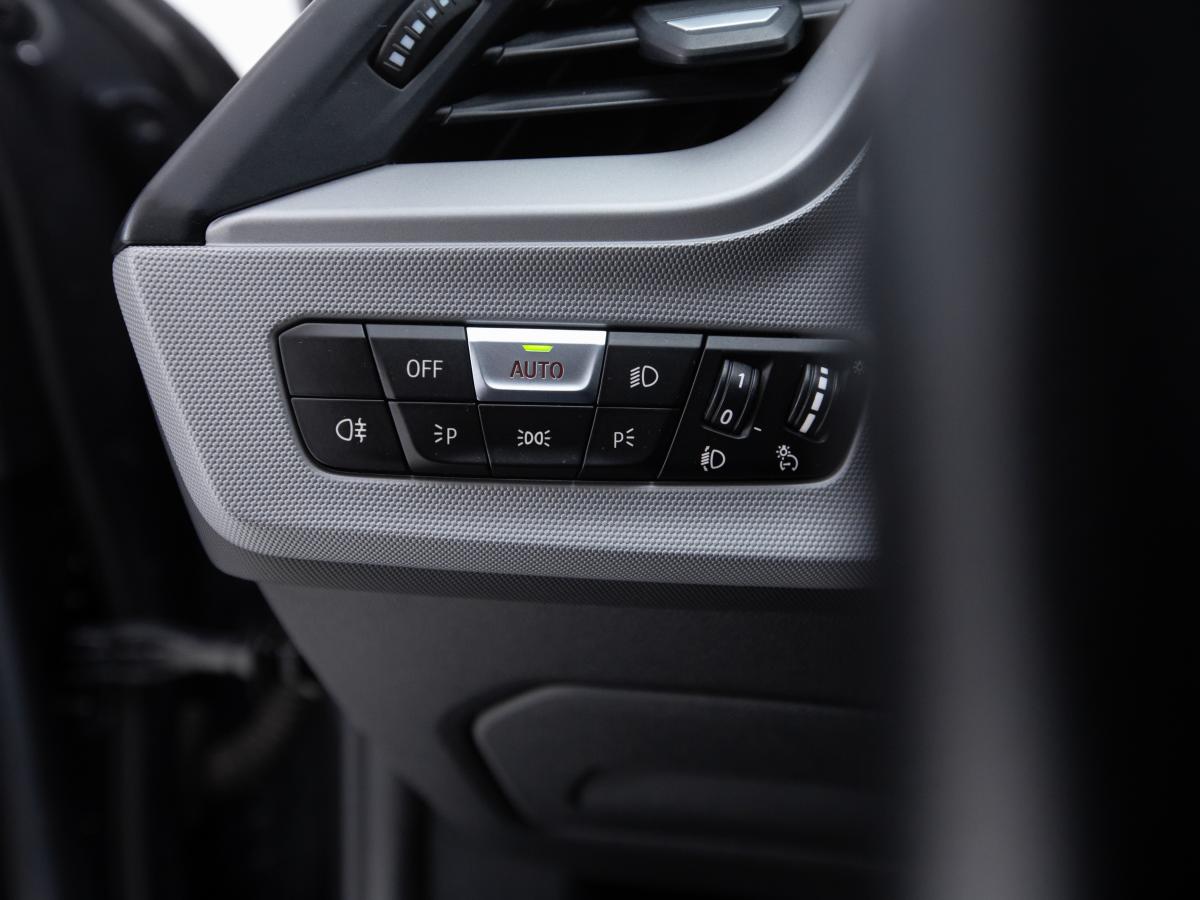 bmw-serie-1-2019-diesel-1496cc