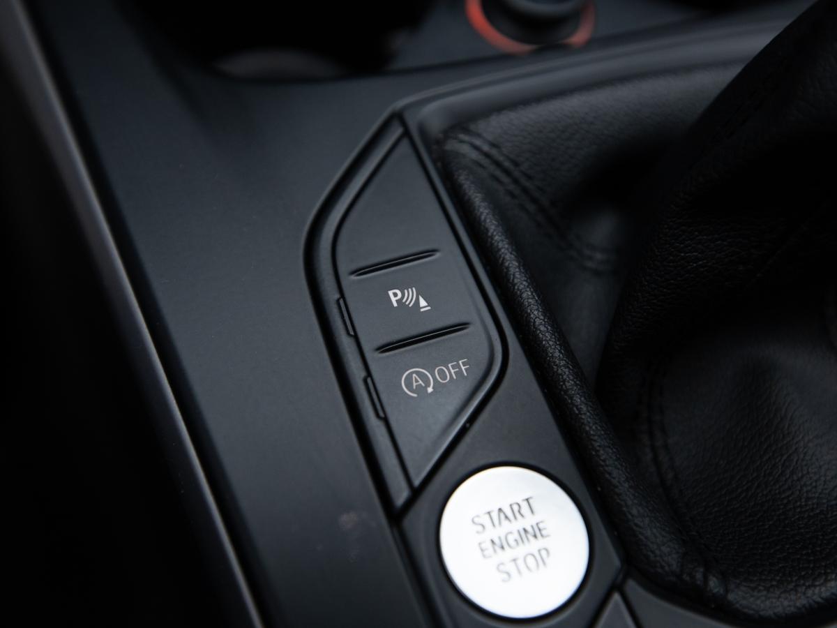 bmw-serie-1-2019-diesel-1496cc