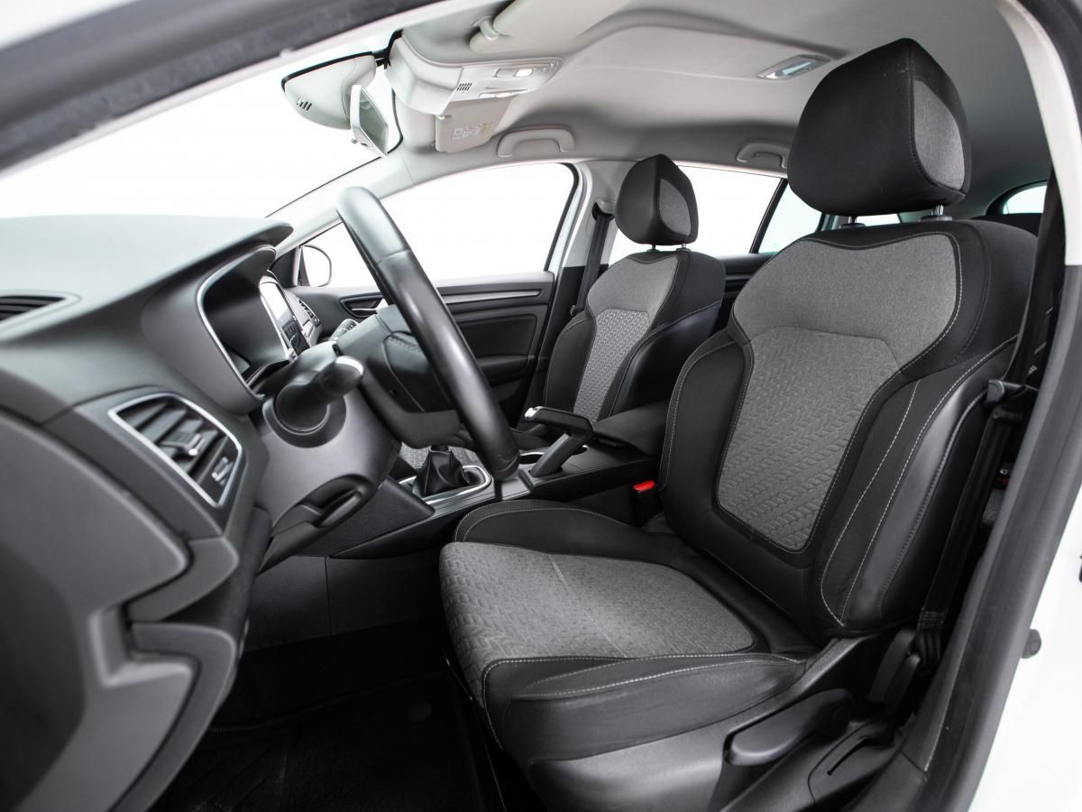 renault-megane-sport-tourer-2022-diesel-1461cc