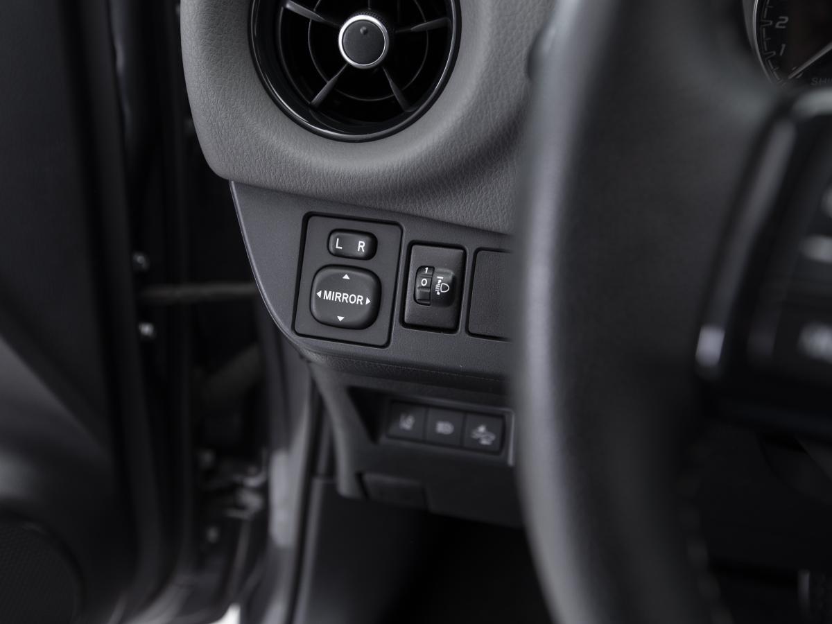 toyota-yaris-2020-gasolina-998cc