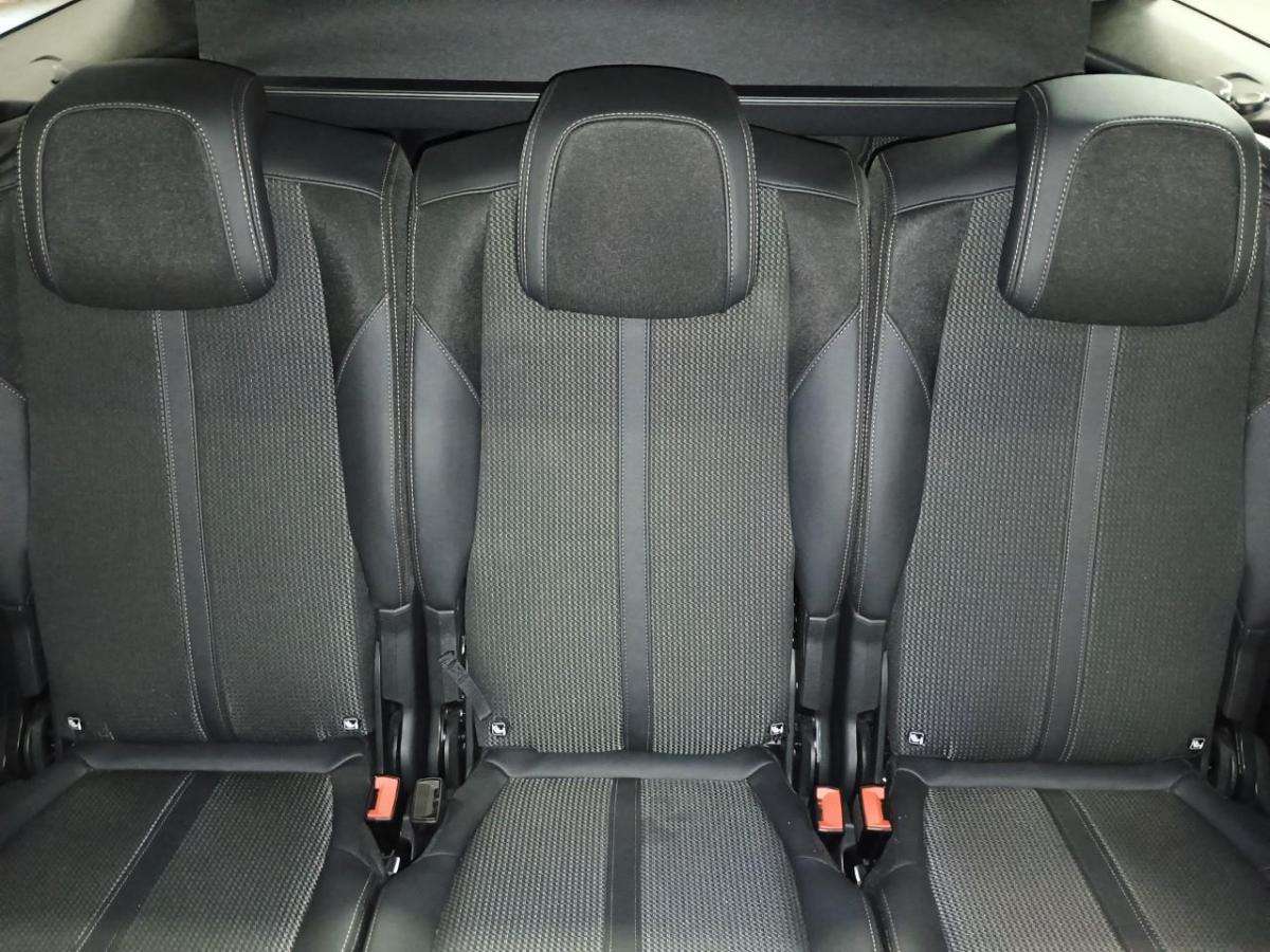 peugeot-5008-2024-gasolina-1199cc