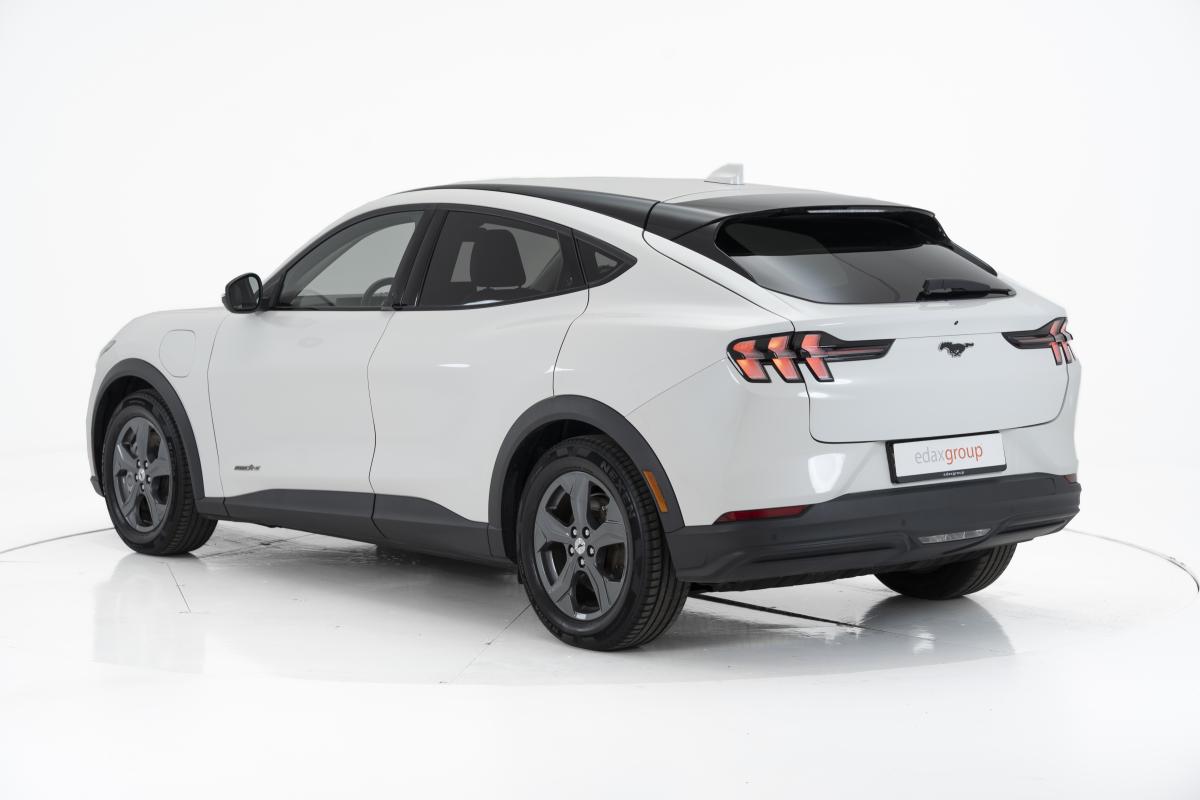 ford-mustang-mach-e-2023-eletrico-0cc