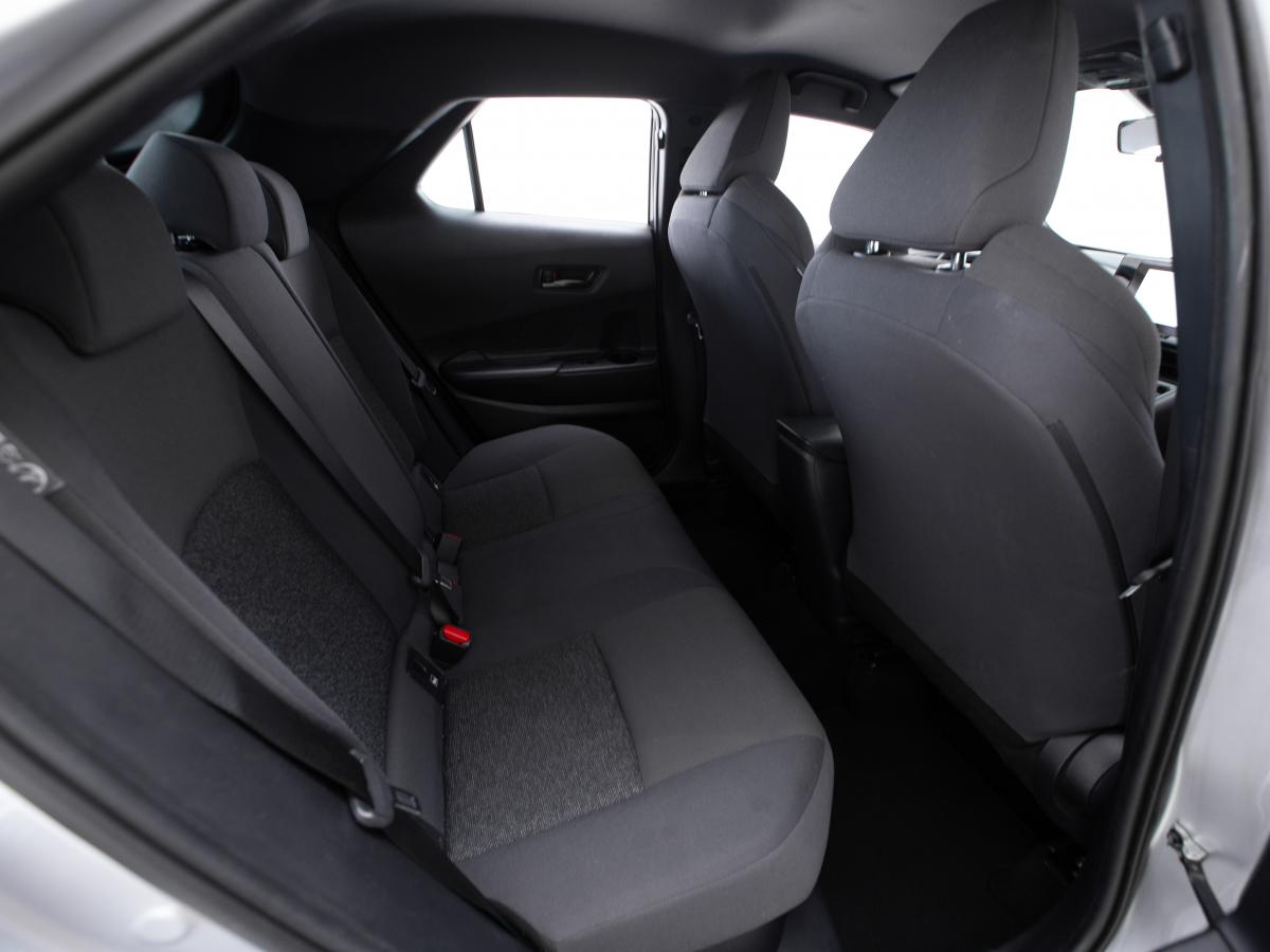 toyota-c-hr-2025-hibrido-a-gasolina-1798cc