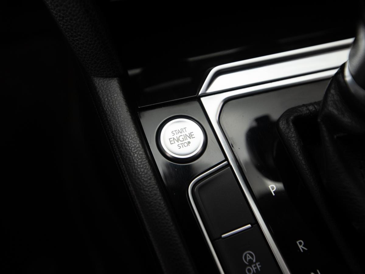 volkswagen-passat-variant-2016-diesel-1968cc