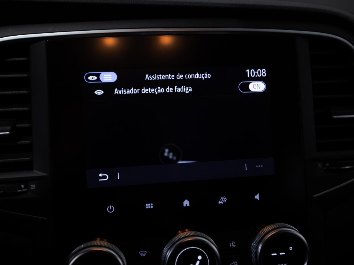 renault-megane-sport-tourer-2022-diesel-1461cc