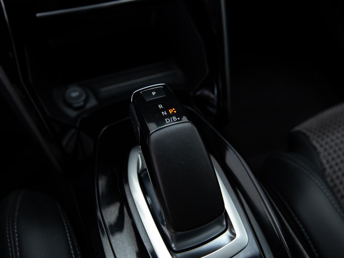 peugeot-e-2008-2021-eletrico-0cc