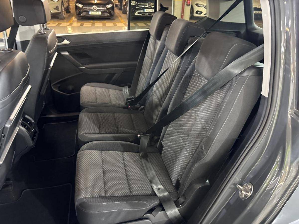 volkswagen-touran-2023-gasolina-1498cc