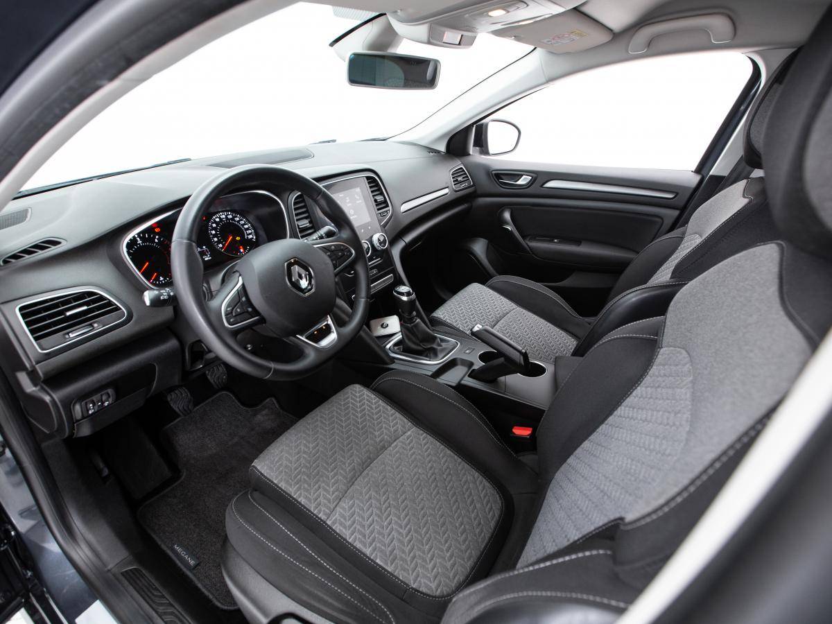 renault-megane-sport-tourer-2022-diesel-1461cc