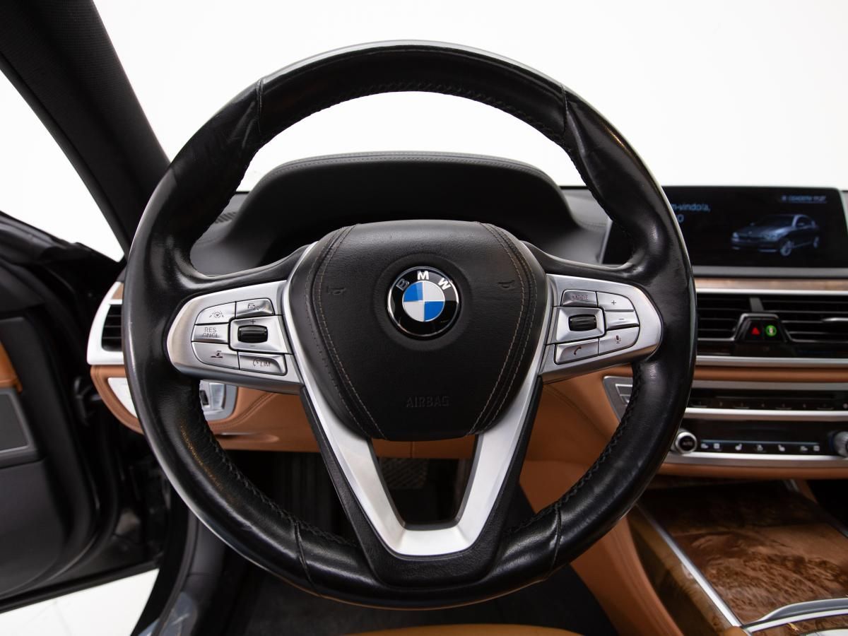 bmw-serie-7-2016-diesel-2993cc