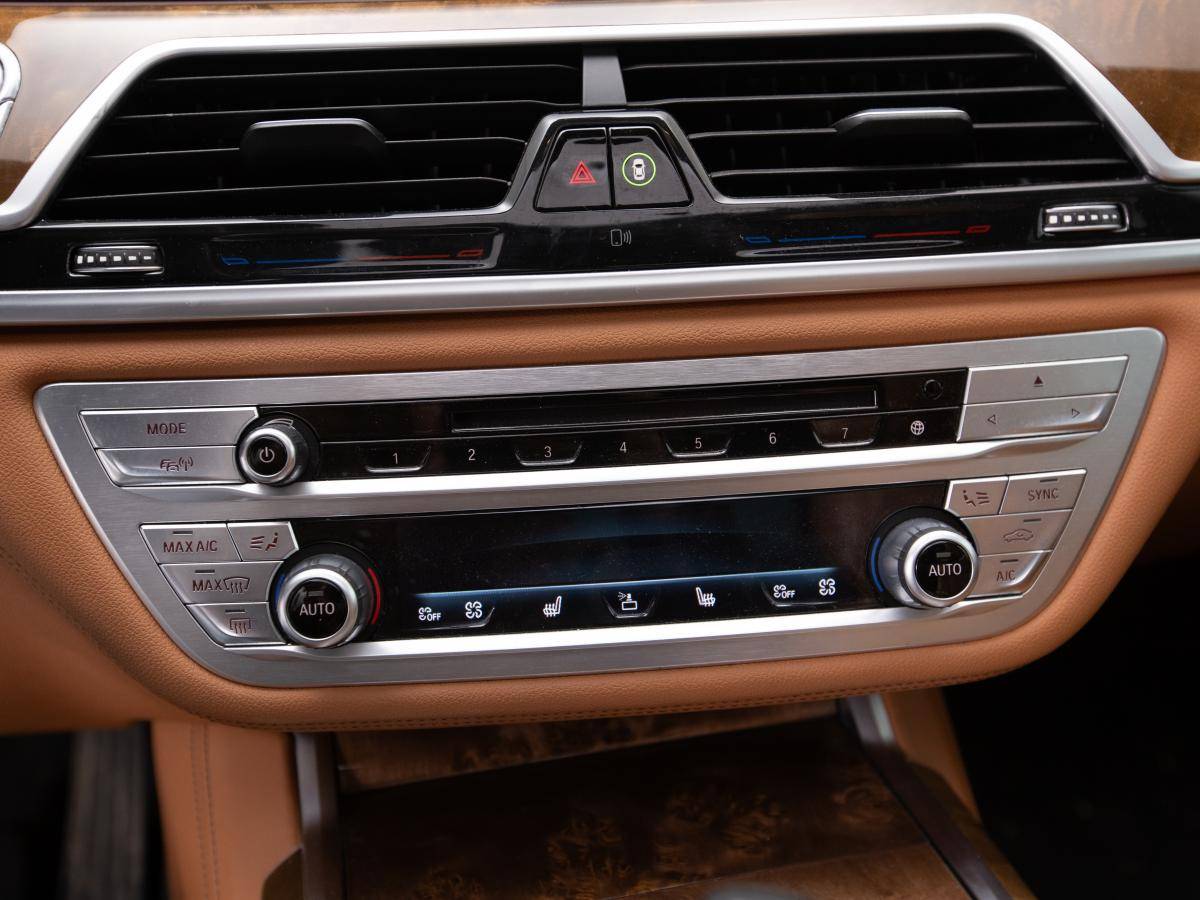 bmw-serie-7-2016-diesel-2993cc