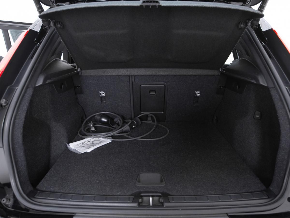 volvo-xc40-2022-hibrido-a-gasolina-1477cc