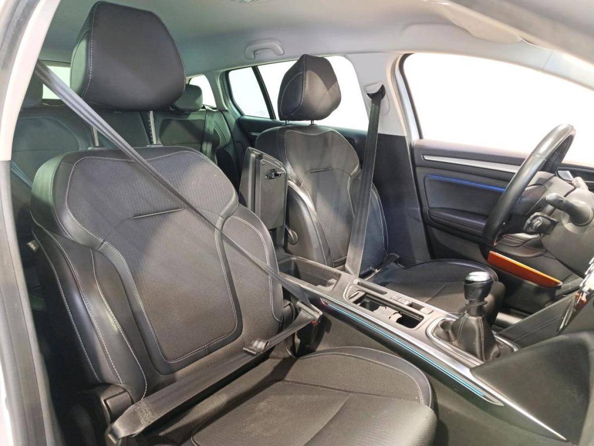 renault-megane-sport-tourer-2021-diesel-1461cc