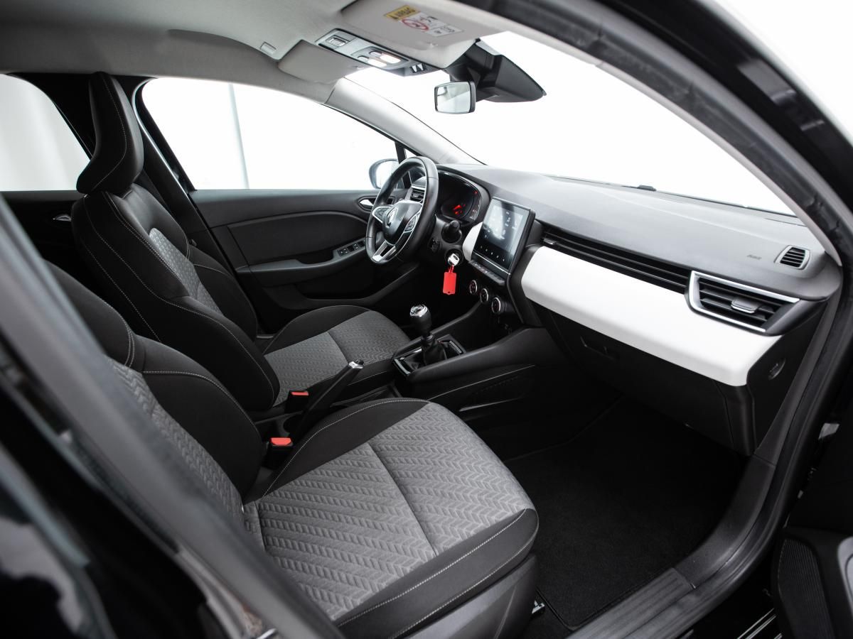 renault-clio-2023-diesel-1461cc