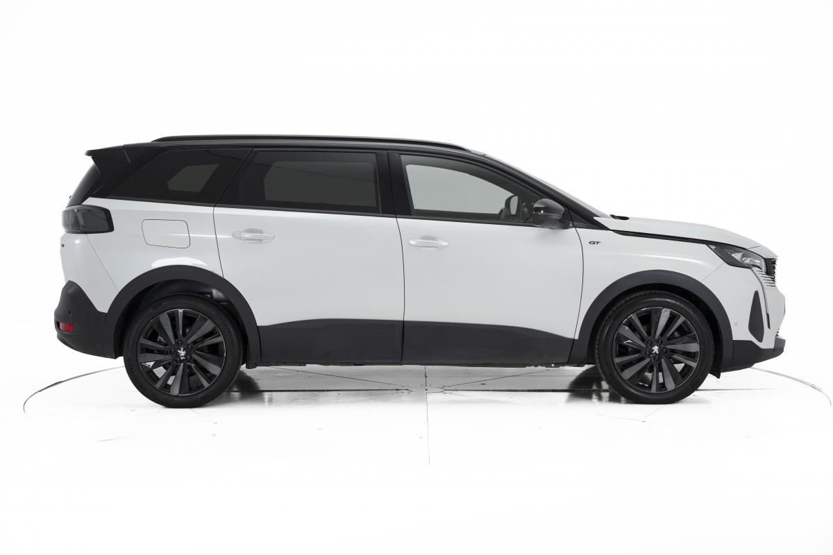peugeot-5008-2023-diesel-1499cc