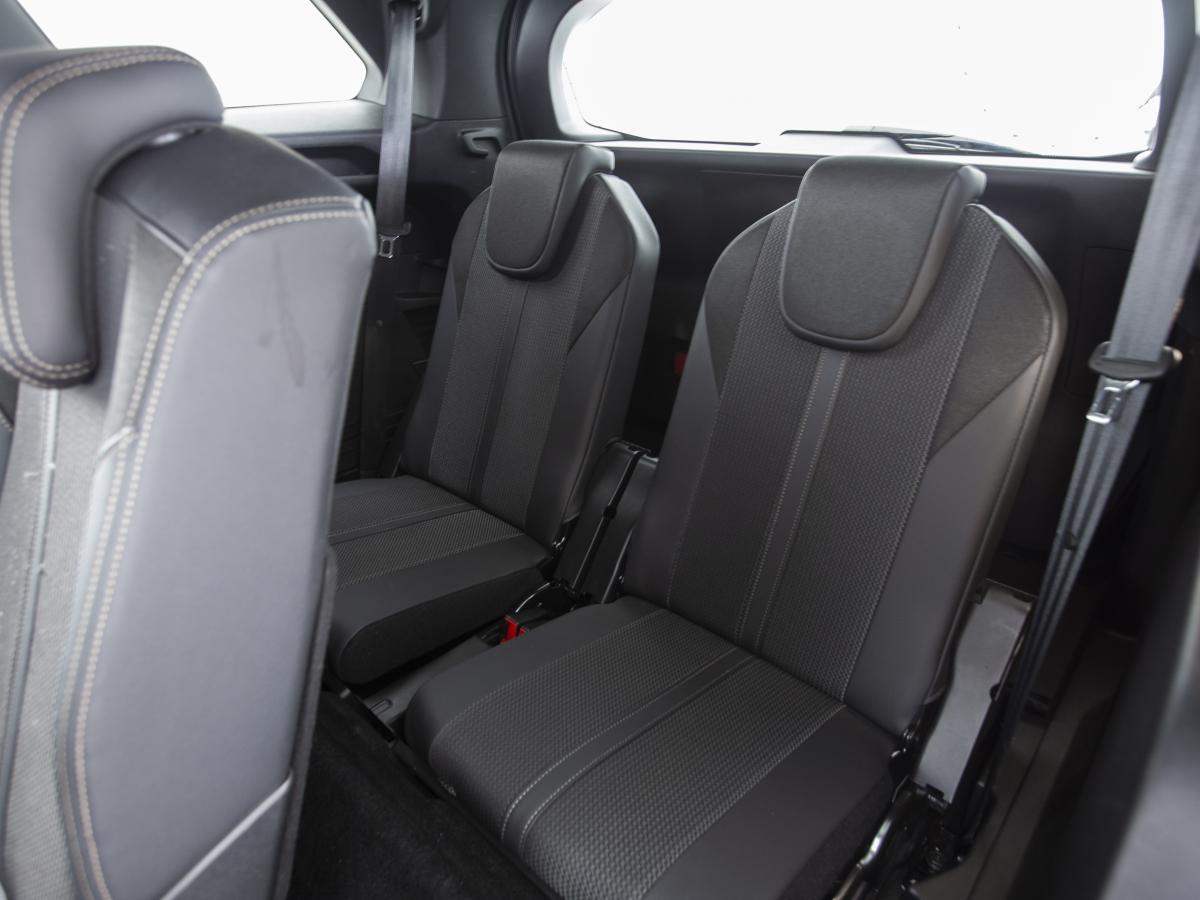 peugeot-5008-2023-diesel-1499cc
