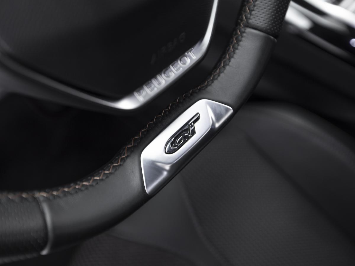 peugeot-5008-2023-diesel-1499cc