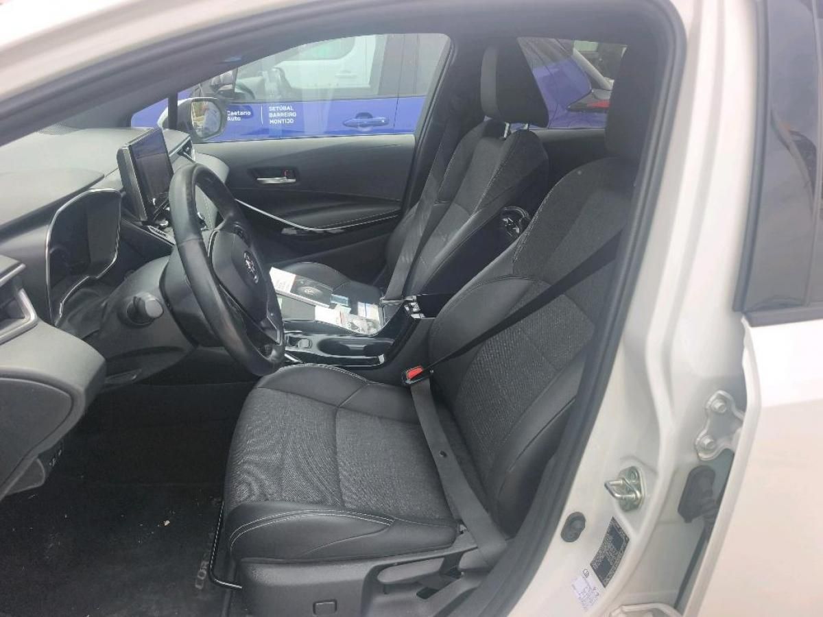 toyota-corolla-sw-2023-hibrido-a-gasolina-1798cc