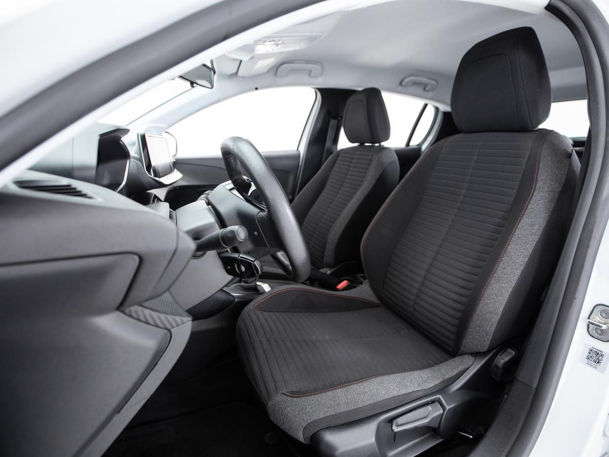 peugeot-208-2023-gasolina-1199cc