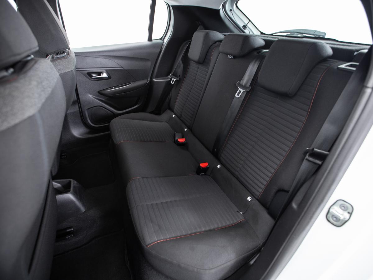peugeot-208-2023-gasolina-1199cc