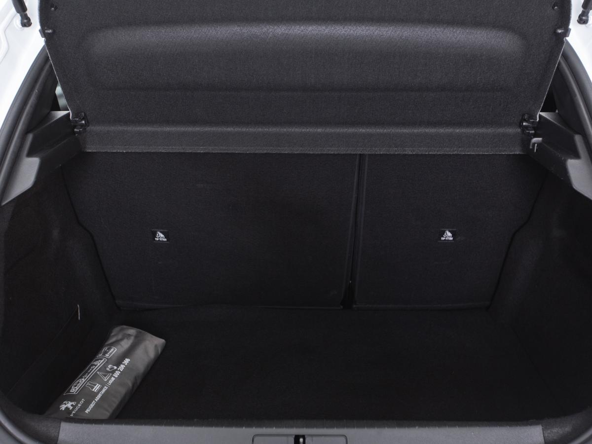 peugeot-208-2023-gasolina-1199cc