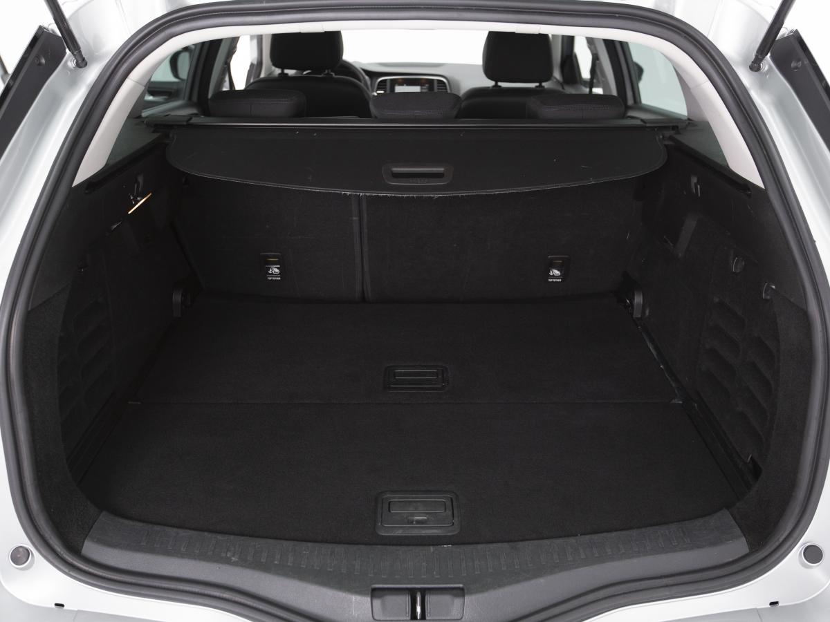 renault-megane-sport-tourer-2022-diesel-1461cc