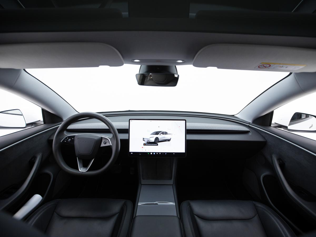 tesla-model-3-2024-eletrico-0cc