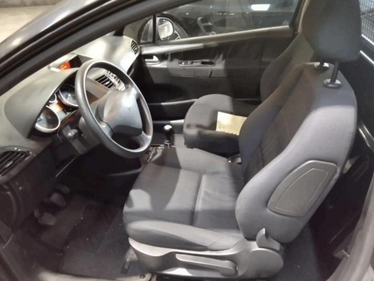 peugeot-207-cc-2007-diesel-1398cc