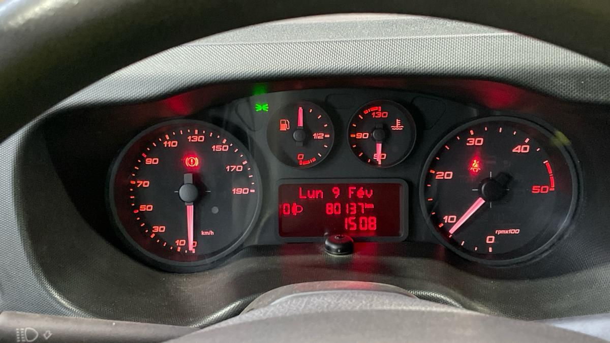 iveco-daily-2019-diesel-2287cc