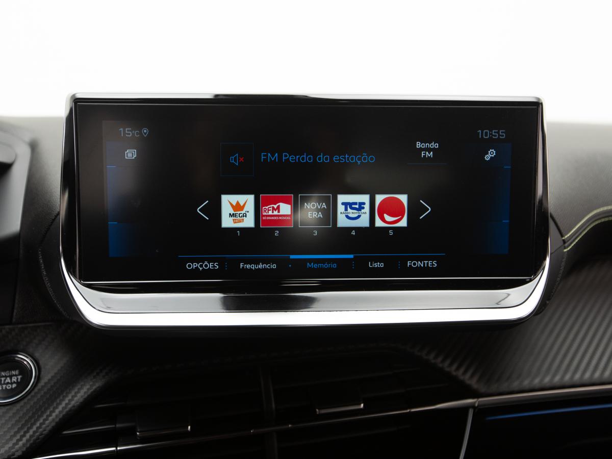 peugeot-2008-2021-diesel-1499cc