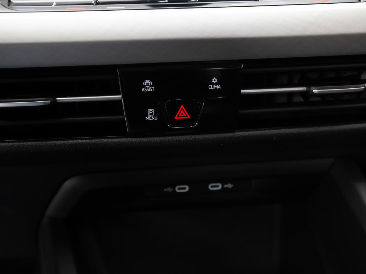 volkswagen-golf-2022-gpl-1498cc